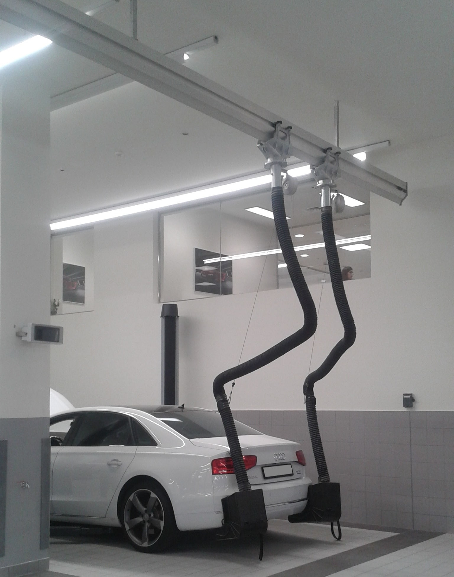 s.tec – SLS zdvíhací systém